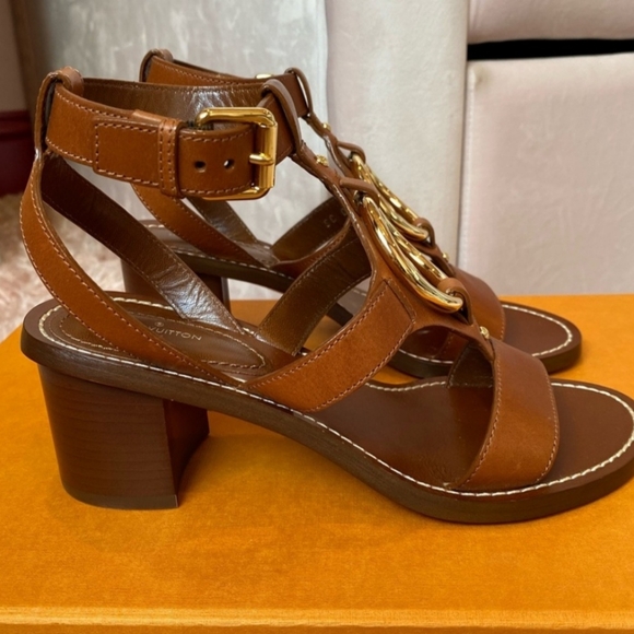 Lv block heel shoe size 38 - Picture 4 of 7
